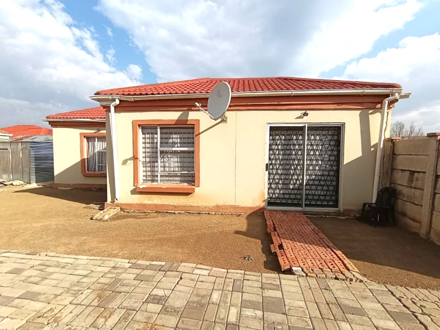 2 Bedroom Property for Sale in Vista Park Free State
